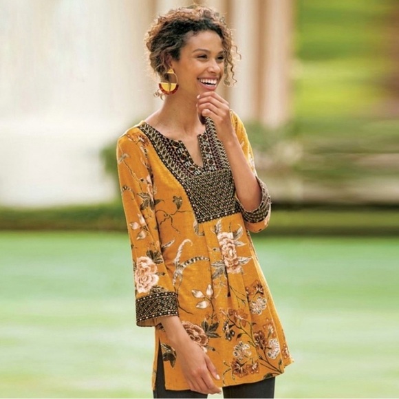 Soft Surroundings Embroidered Top PL - Picture 3 of 8